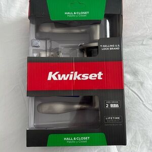 Kwikset Tustin door handle hall & closet